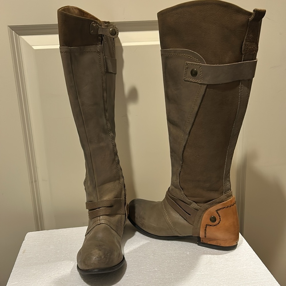 Kelsi Dagger womens Jayna zip up leather detailed high moto riding boots size 7